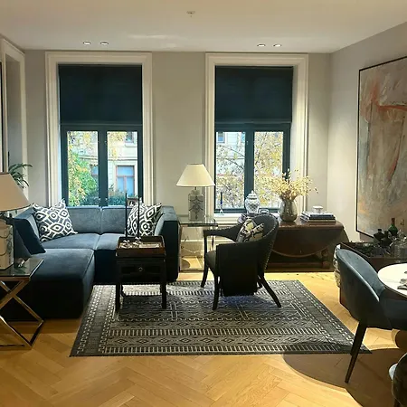 Stylish In Apartament *